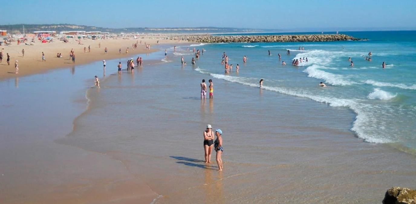 קוסטה דה קפאריקה Atlantic Lodge, 1ª Linha De Praia! מראה חיצוני תמונה